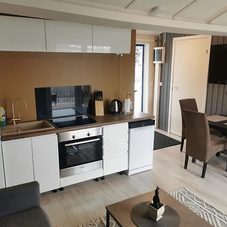 Polar Spot Camping Hotel Nygardsjoen Ruang foto