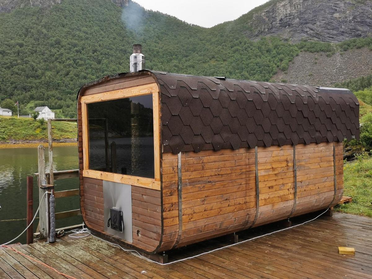 Polar Spot Camping Hotel Nygardsjoen Bagian luar foto
